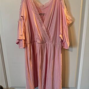 Torrid Pink Lace Detail Wrap Robe